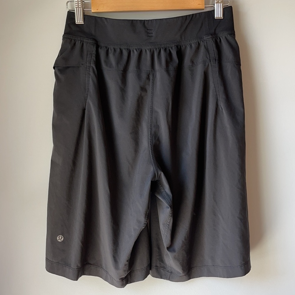 Men’s Lululemon Athletic Shorts Black - Size Small